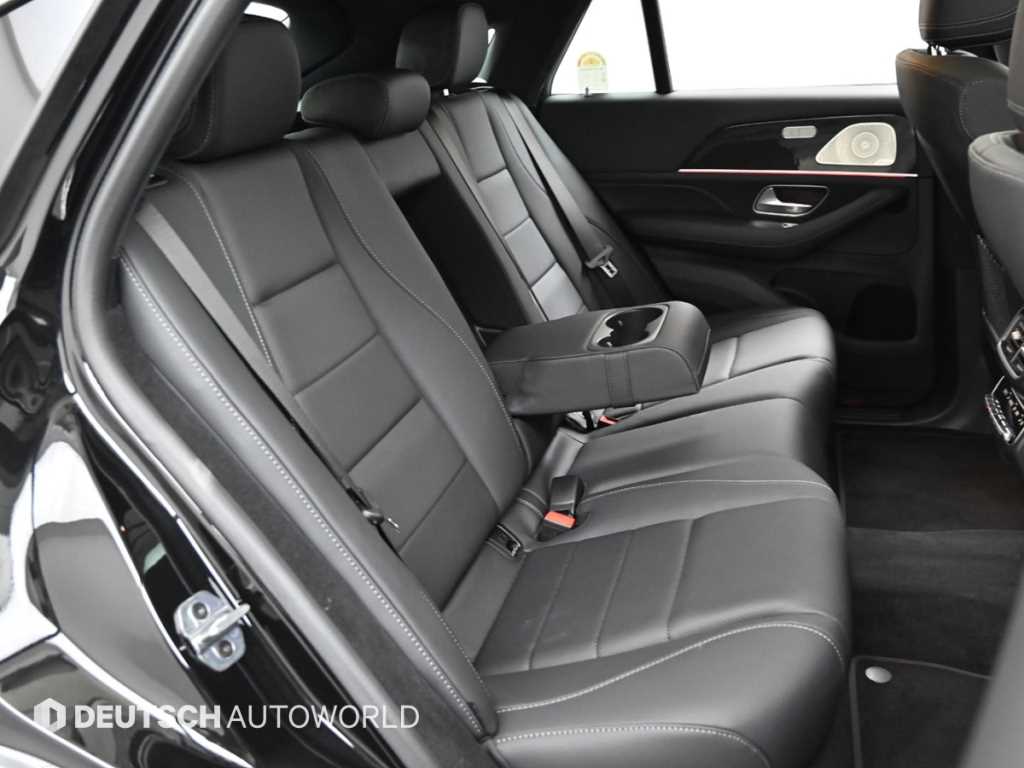 Mercedes Benz GLE Class - Vista 12
