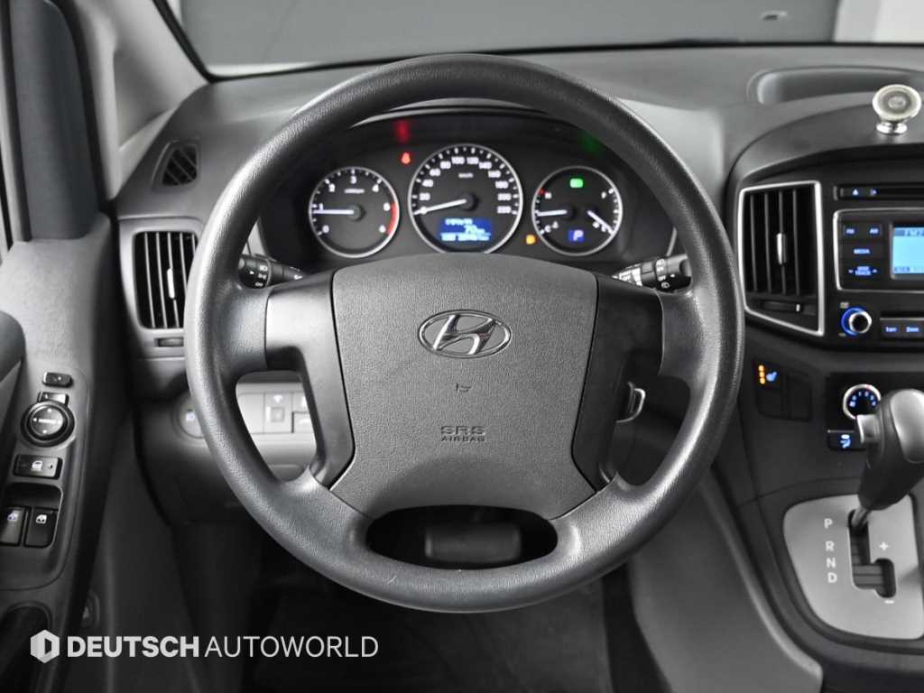 HYUNDAI Starex 2017 Plateado - Importación desde Corea - HF Imports Iquique - Foto 13
