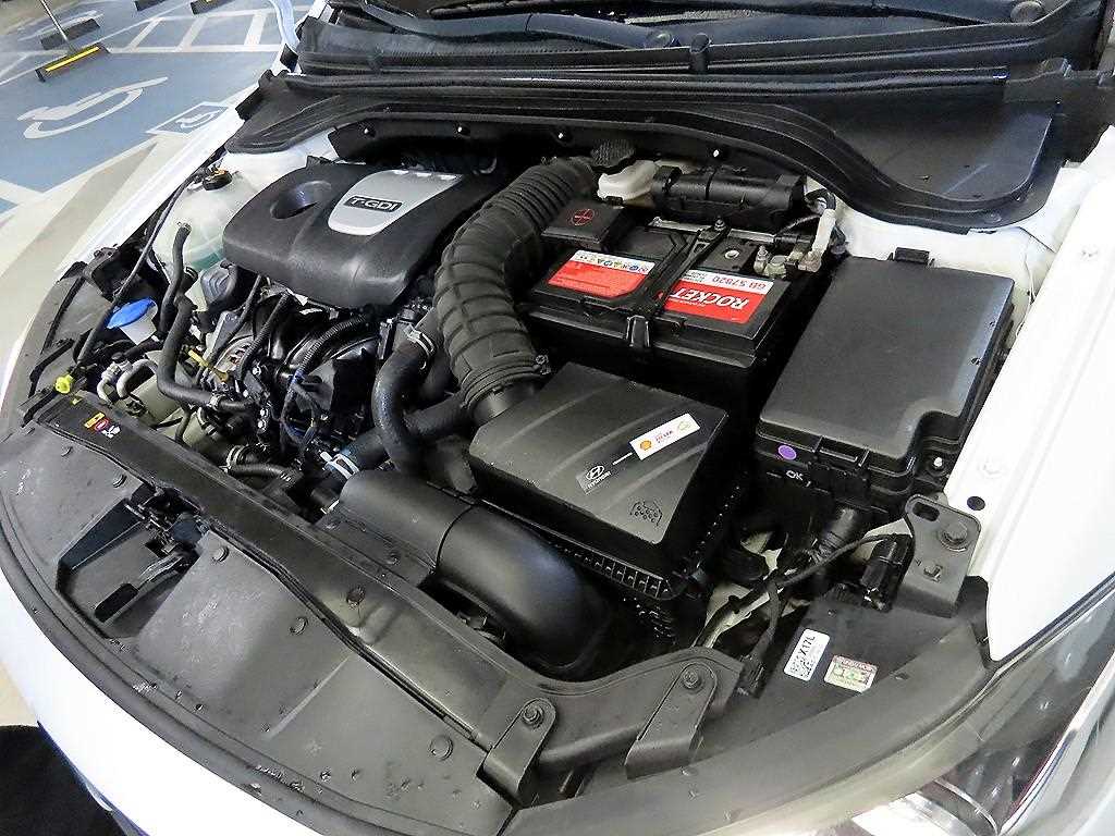 HYUNDAI Avante 2017 Blanco - Importación desde Corea - HF Imports Iquique - Foto 19