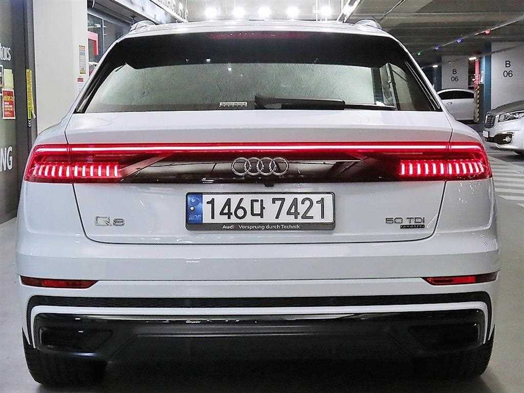Audi Q8 - Vista 5