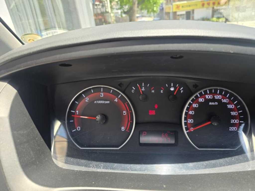 Ssangyong Korando - Vista 4
