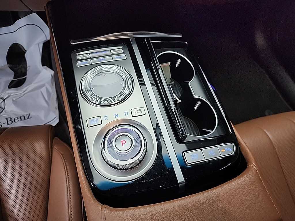 Genesis G80 - Vista 8