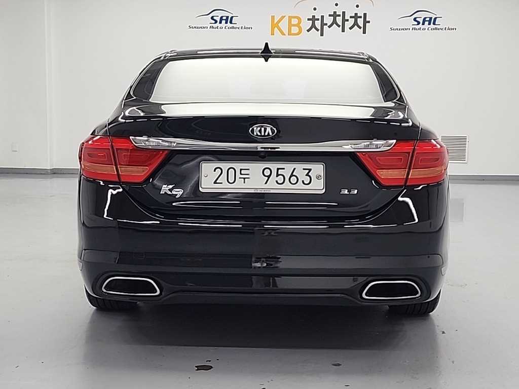 KIA K9 - Vista 3