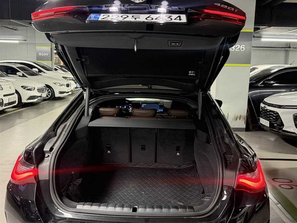 BMW 4 Series - Vista 6