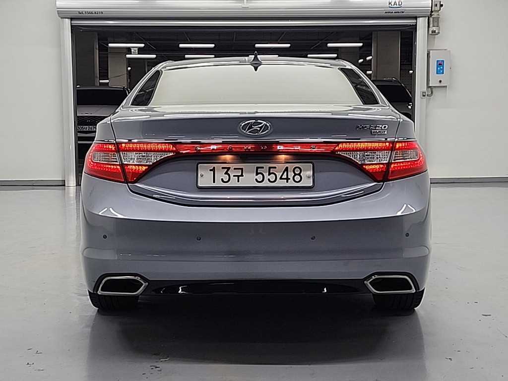 HYUNDAI Grandeur - Vista 3