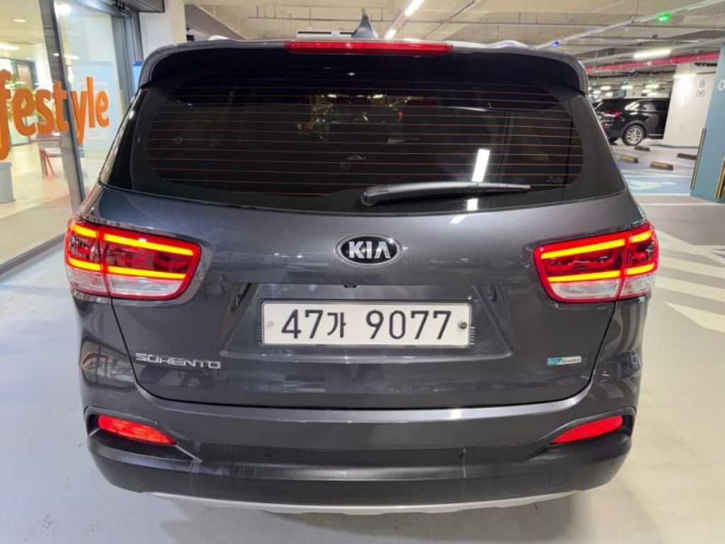 KIA Sorento - Vista 5