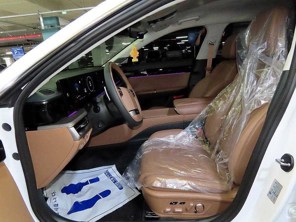 HYUNDAI Grandeur - Vista 7