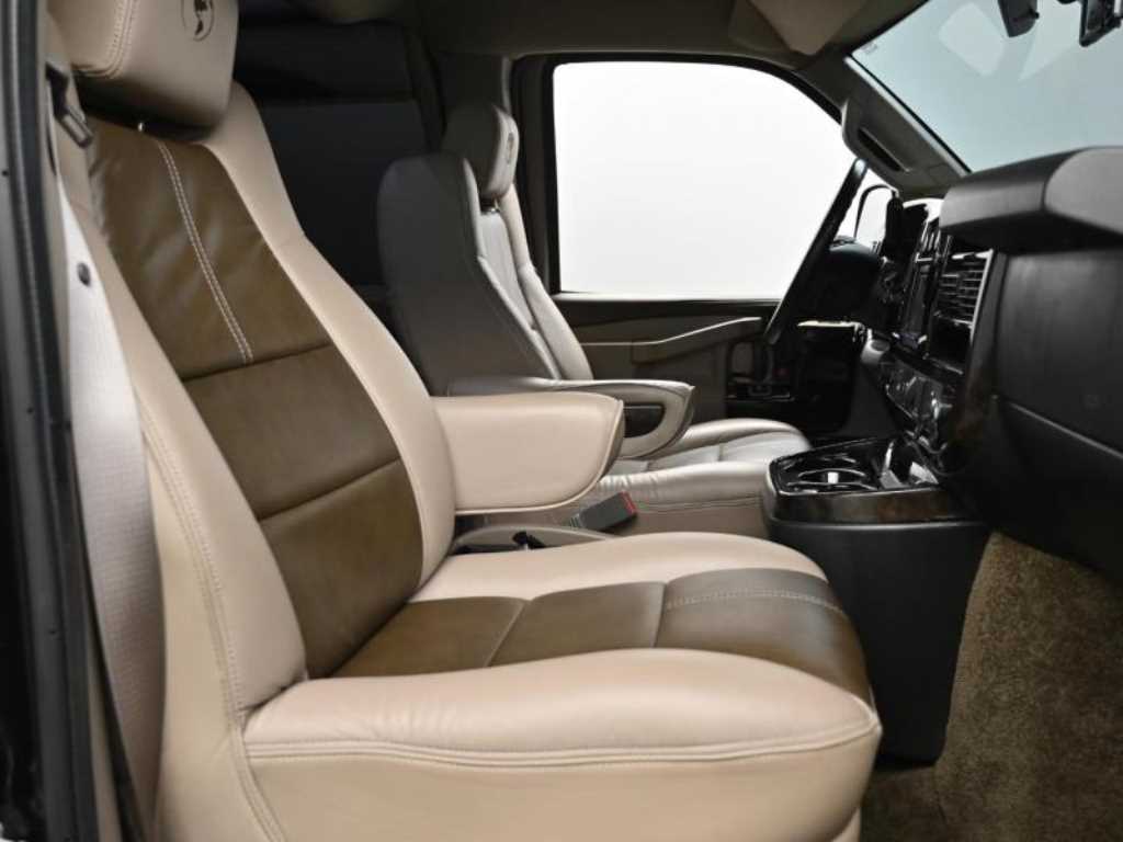 Chevrolet Express van - Vista 9