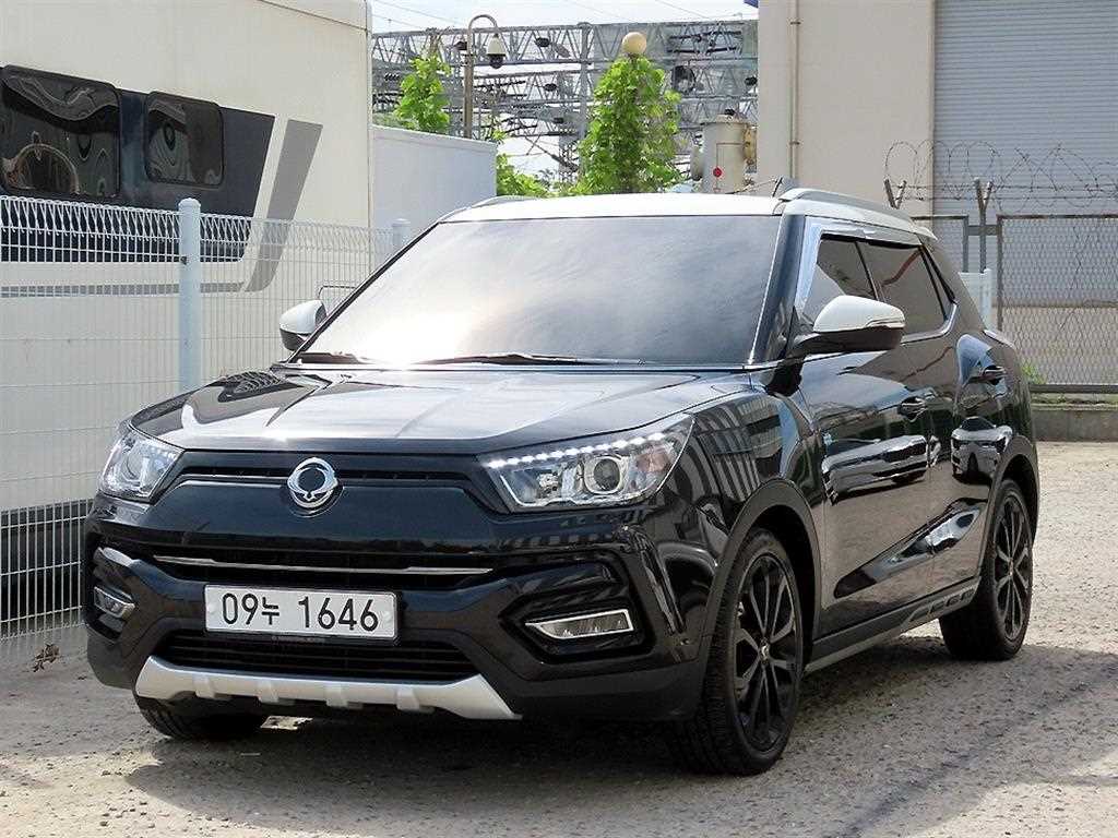 Ssangyong Tivoli - Vista 2