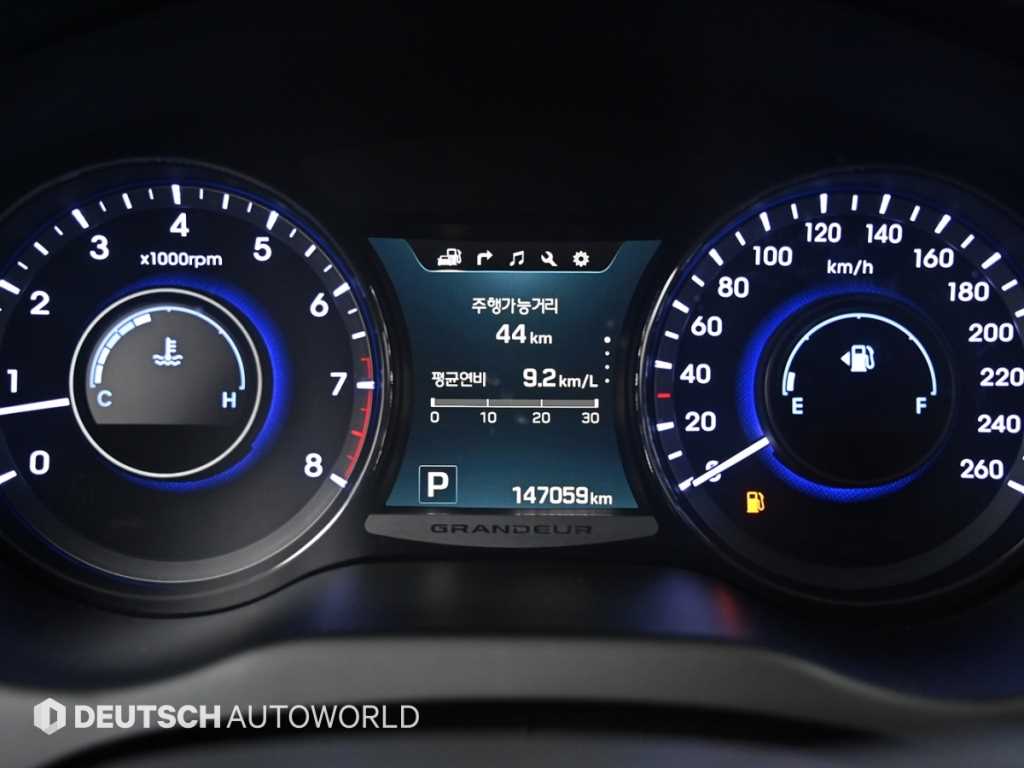 HYUNDAI Grandeur - Vista 8