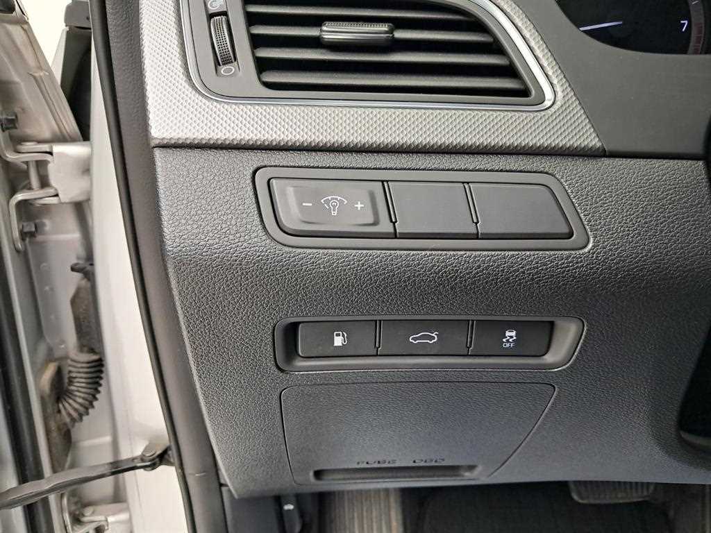HYUNDAI Sonata 2016 Gris - Importación desde Corea - HF Imports Iquique - Foto 13
