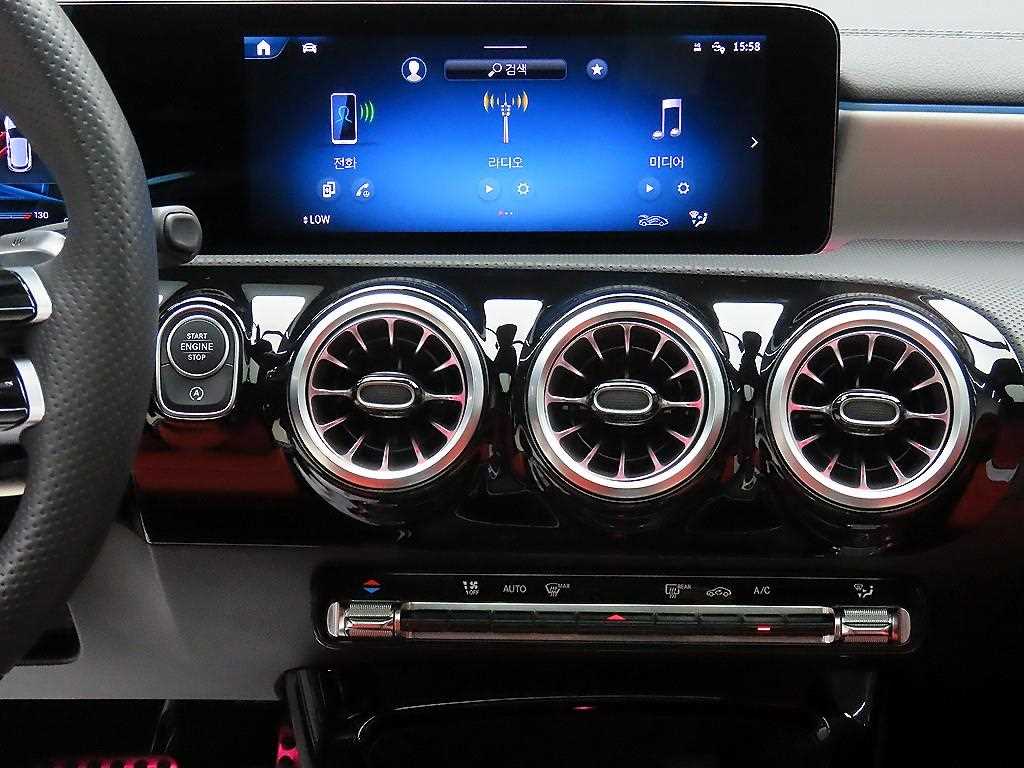 Mercedes Benz A Class 2025 the color of pearl - Importación desde Corea - HF Imports Iquique - Foto 14