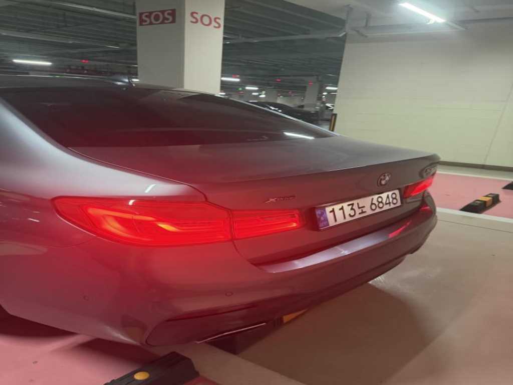 BMW 5 Series - Vista 4
