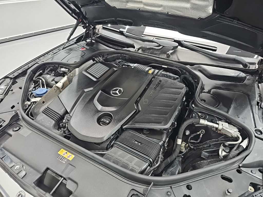 Mercedes Benz S Class - Vista 5