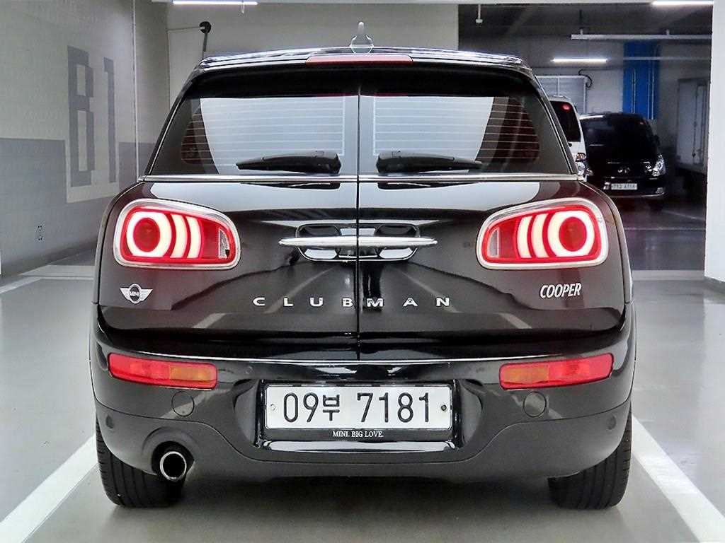 Mini Clubman - Vista 3