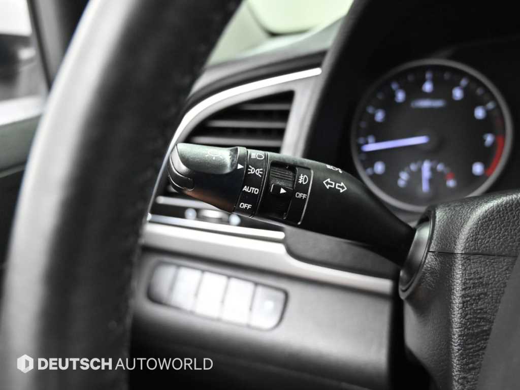 HYUNDAI Avante 2017 Blanco - Importación desde Corea - HF Imports Iquique - Foto 16
