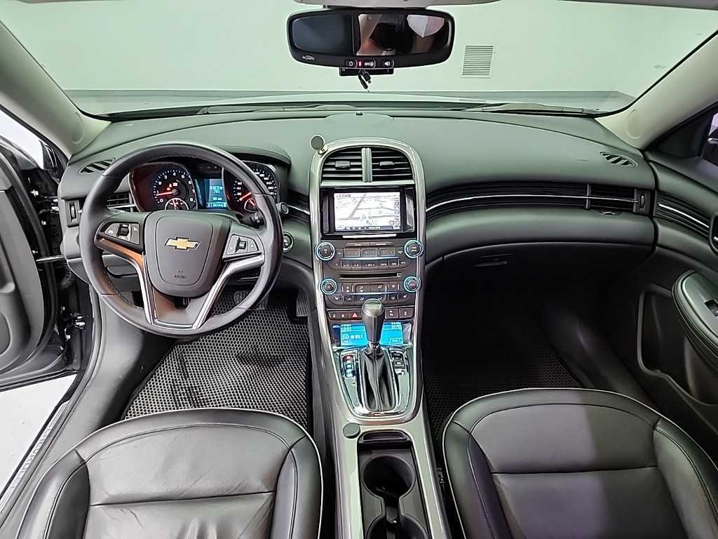 Chevrolet Malibu - Vista 7