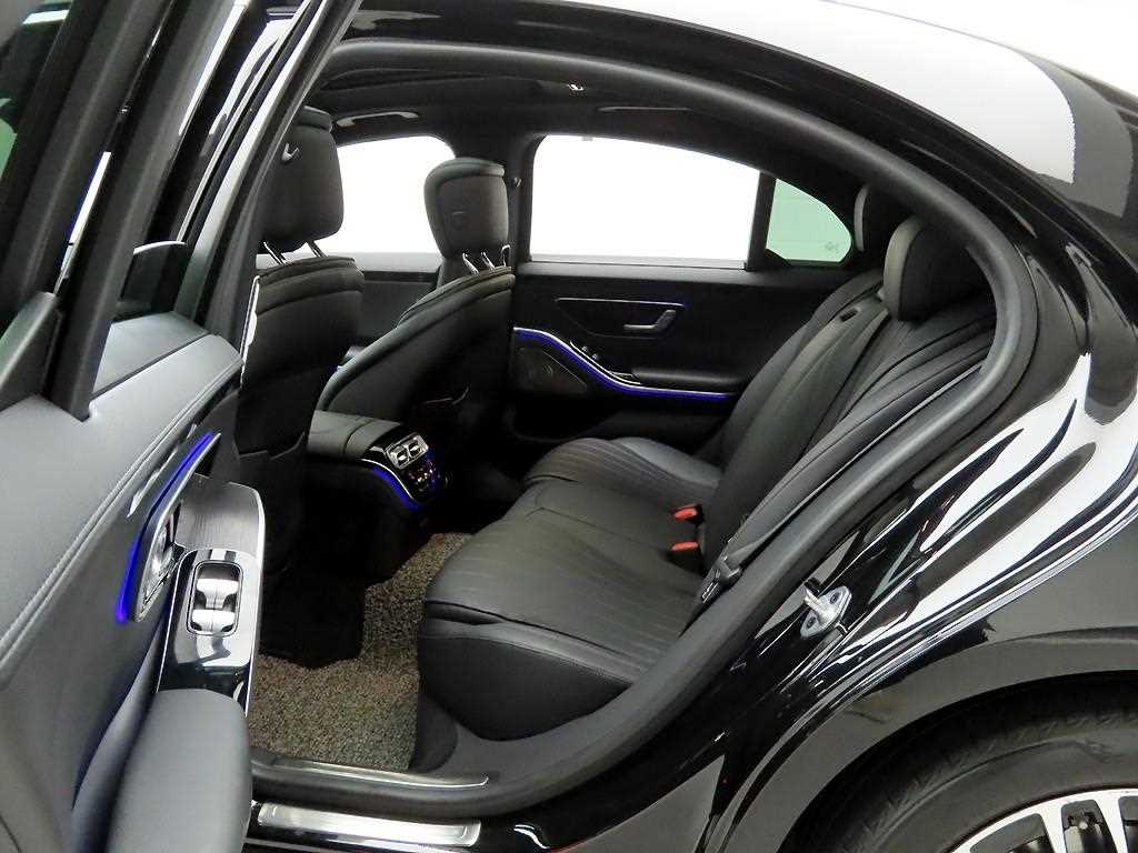 Mercedes Benz S Class - Vista 12