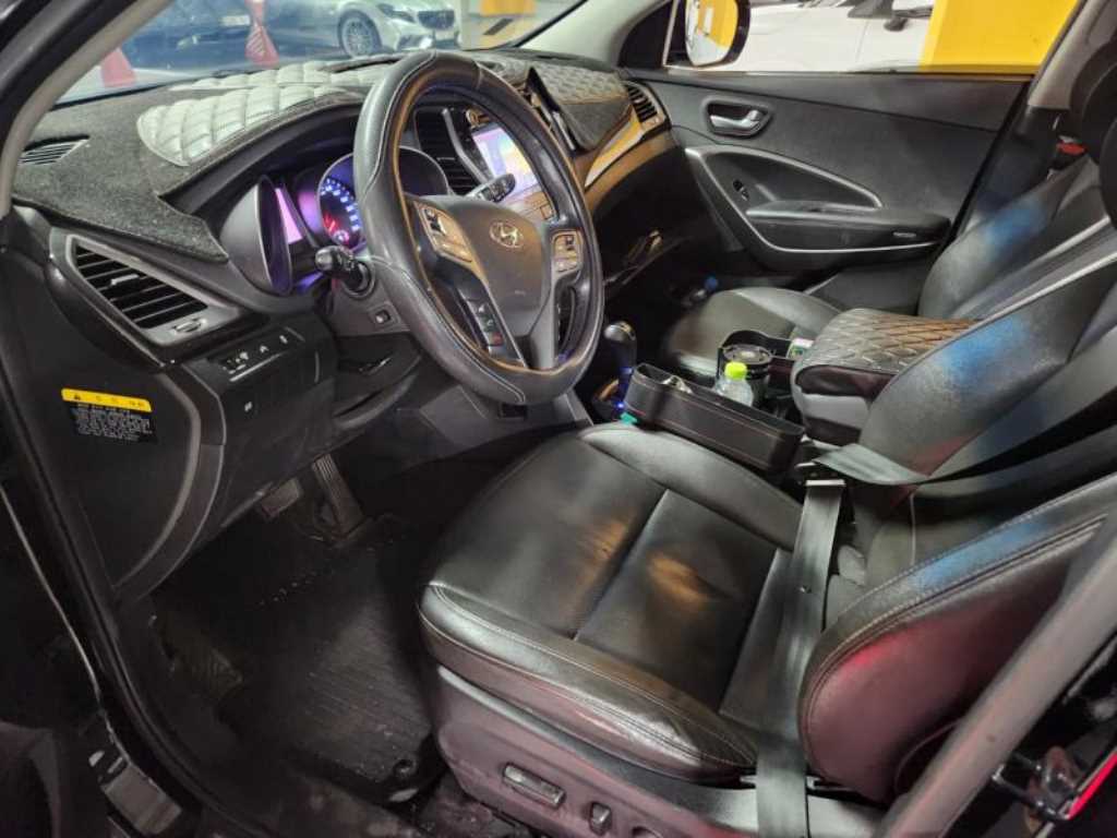 HYUNDAI Santa Fe - Vista 4