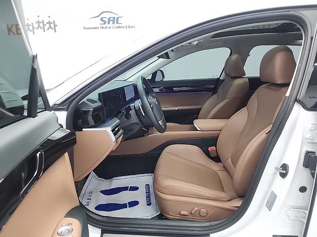 HYUNDAI Grandeur - Vista 11