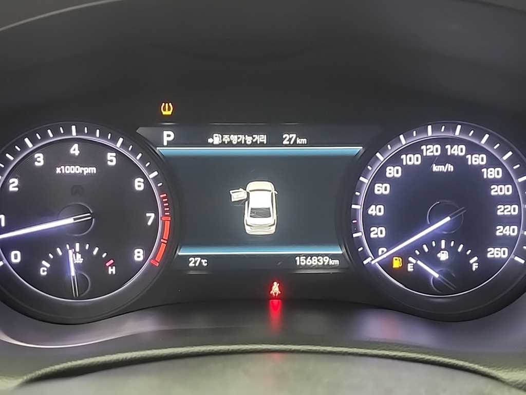Genesis G80 - Vista 6