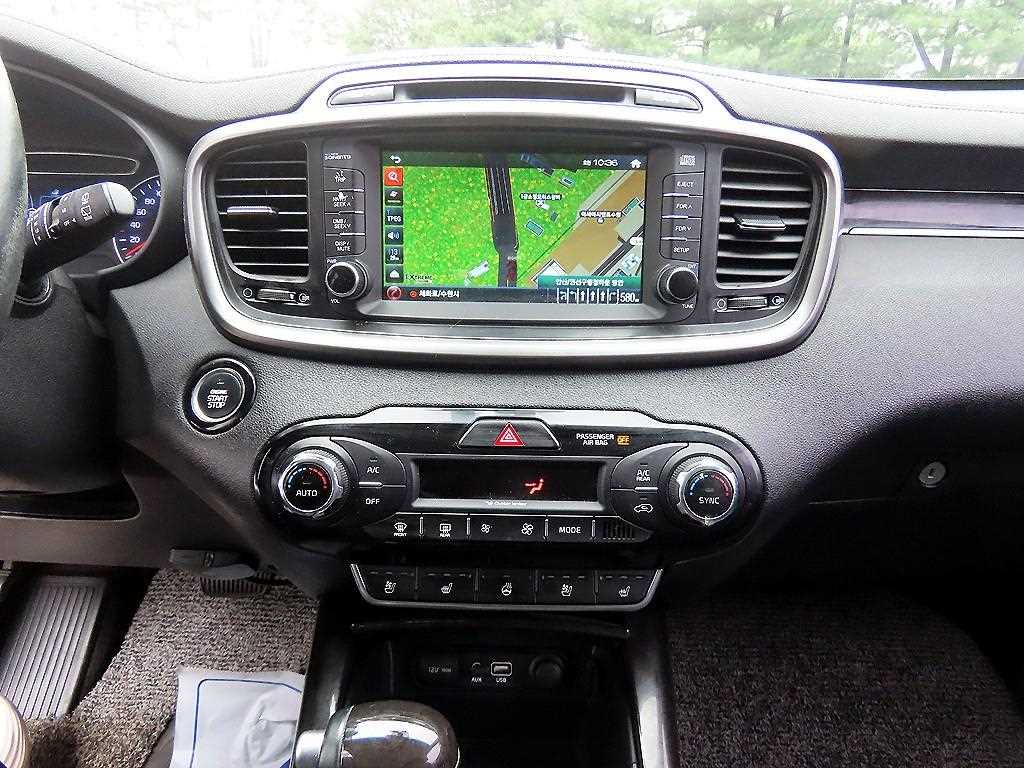 KIA Sorento - Vista 12