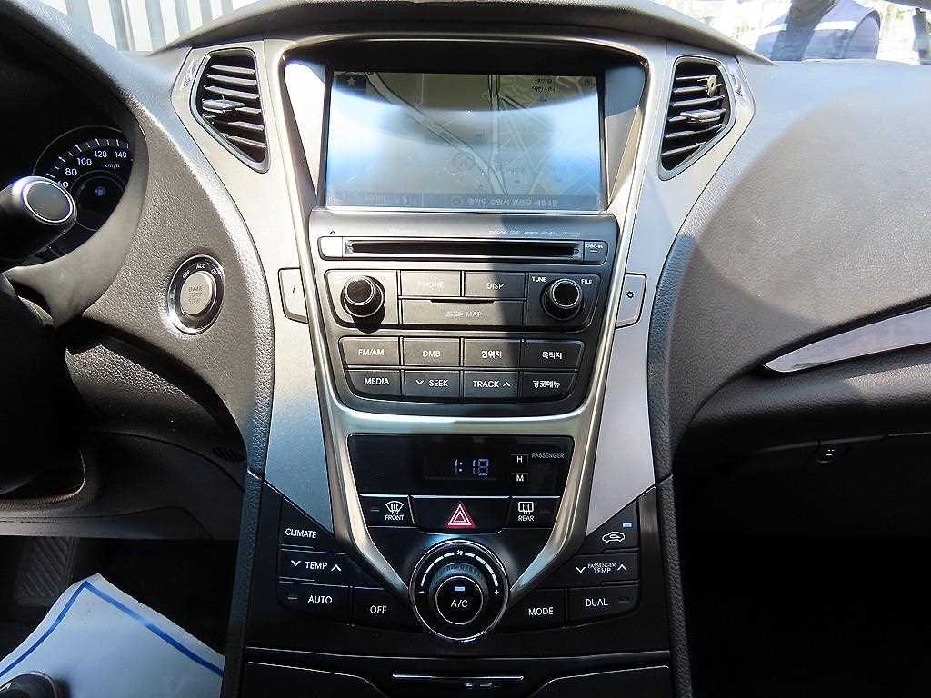 HYUNDAI Grandeur 2014 Negro - Importación desde Corea - HF Imports Iquique - Foto 13