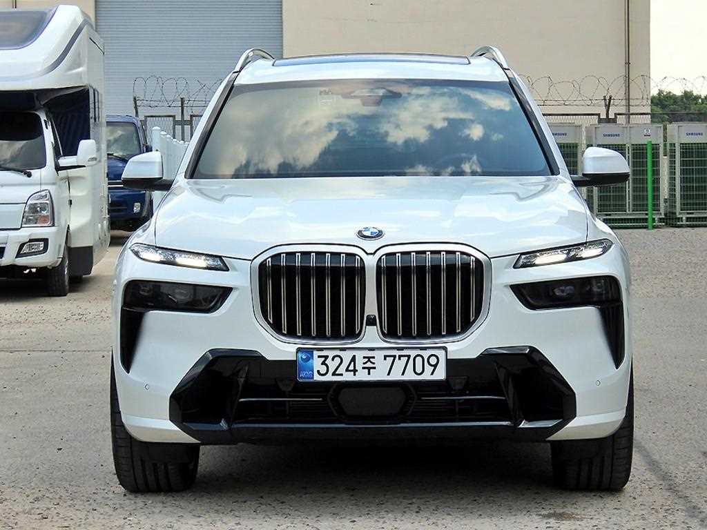 BMW X7 2025 - Importación desde Corea - HF Imports Iquique - Foto 1