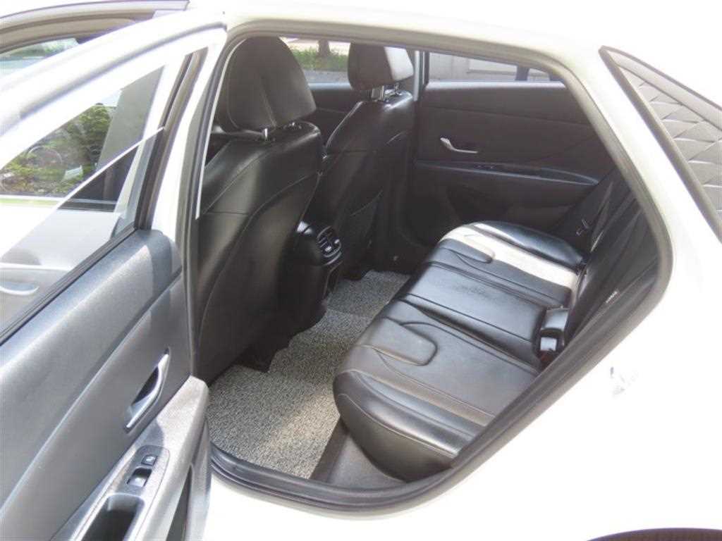 HYUNDAI Avante 2024 Blanco - Importación desde Corea - HF Imports Iquique - Foto 14