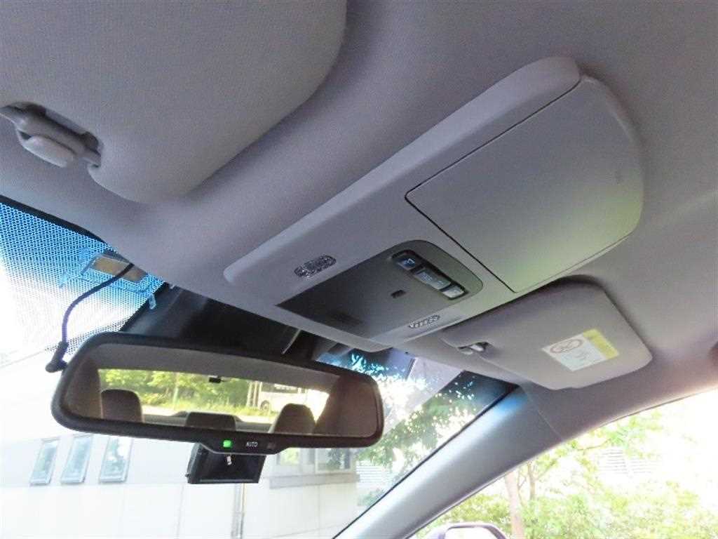 Toyota Camry - Vista 10