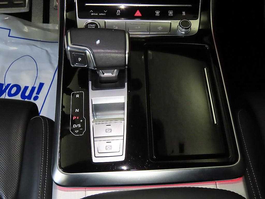 Audi Q8 - Vista 12