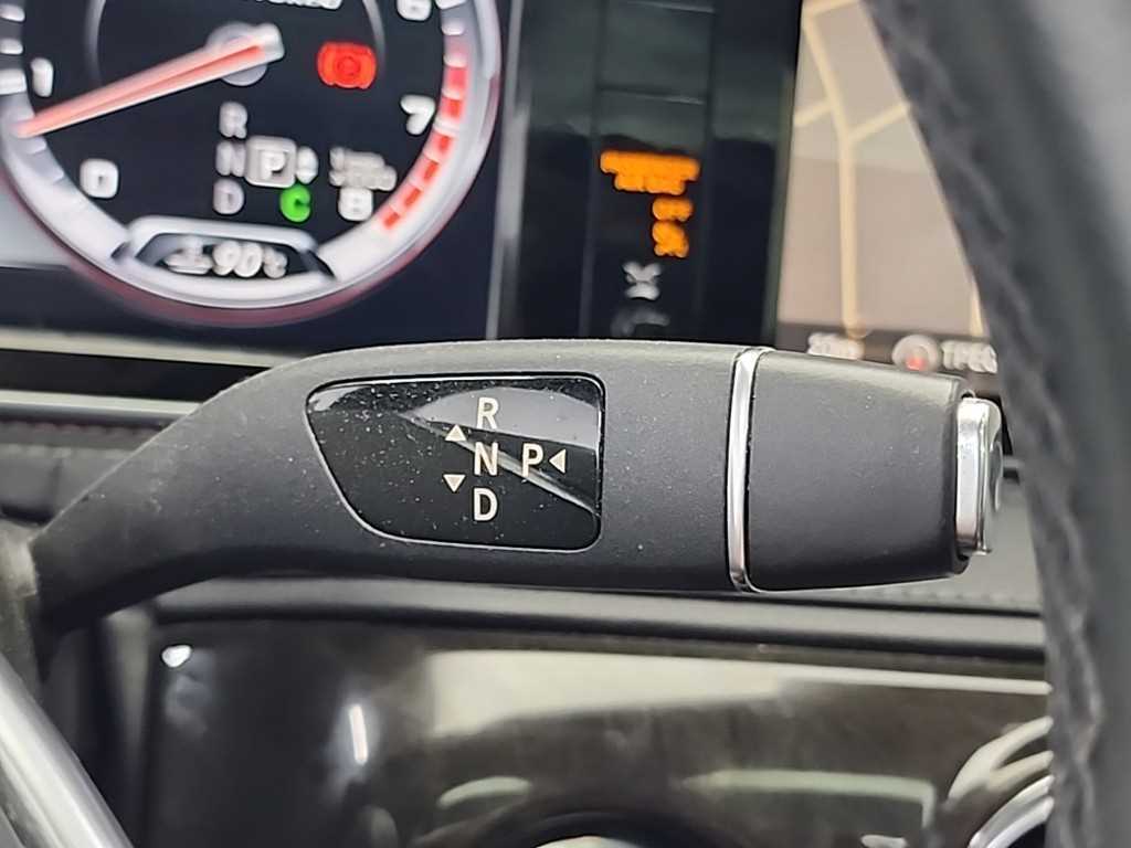 Mercedes Benz S Class - Vista 8