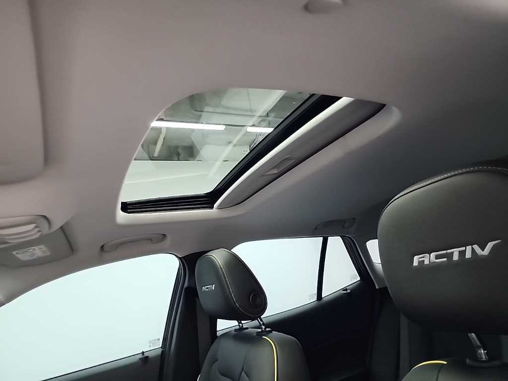 Chevrolet Trax 2024 Negro - Importación desde Corea - HF Imports Iquique - Foto 14