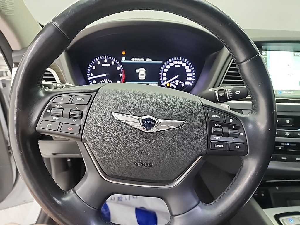 Genesis G80 - Vista 9