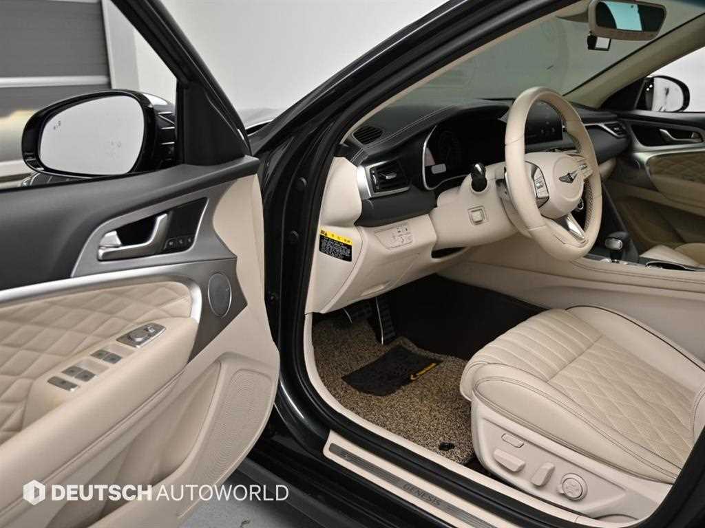 Genesis G70 - Vista 11