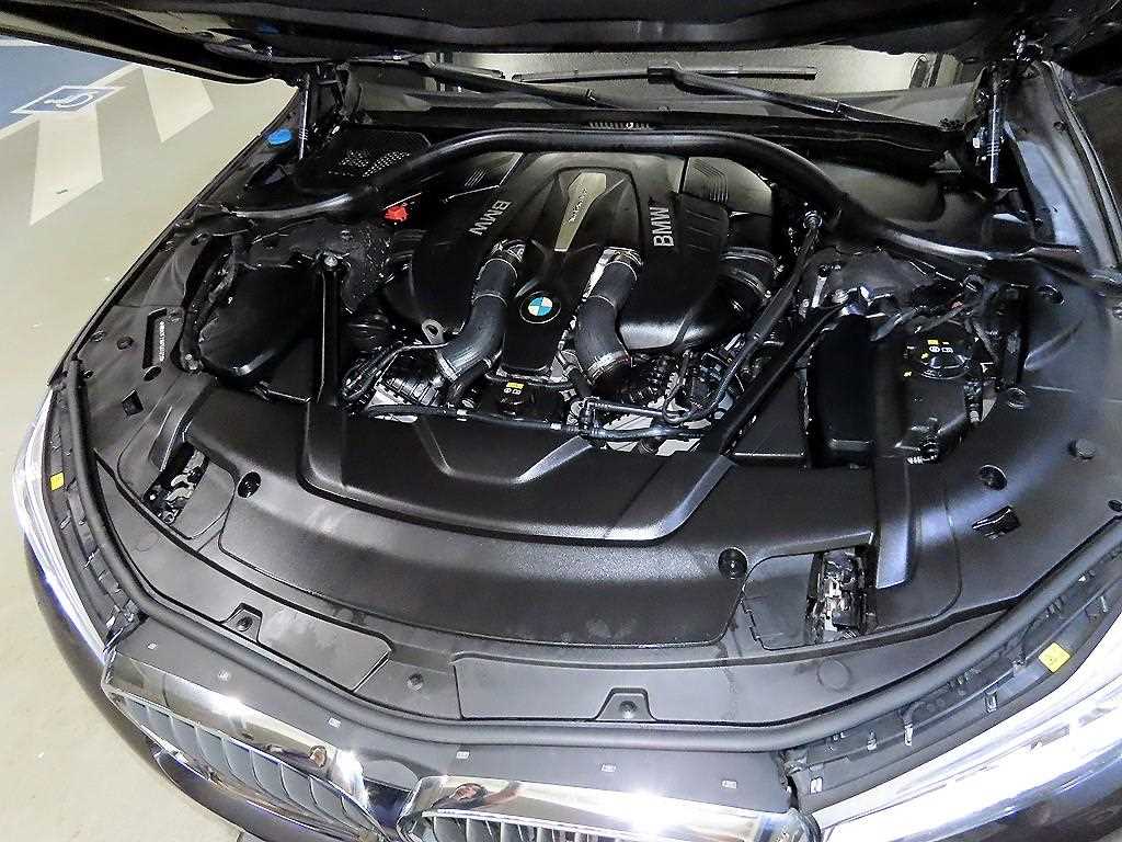 BMW 7 Series 2016 Gris - Importación desde Corea - HF Imports Iquique - Foto 19
