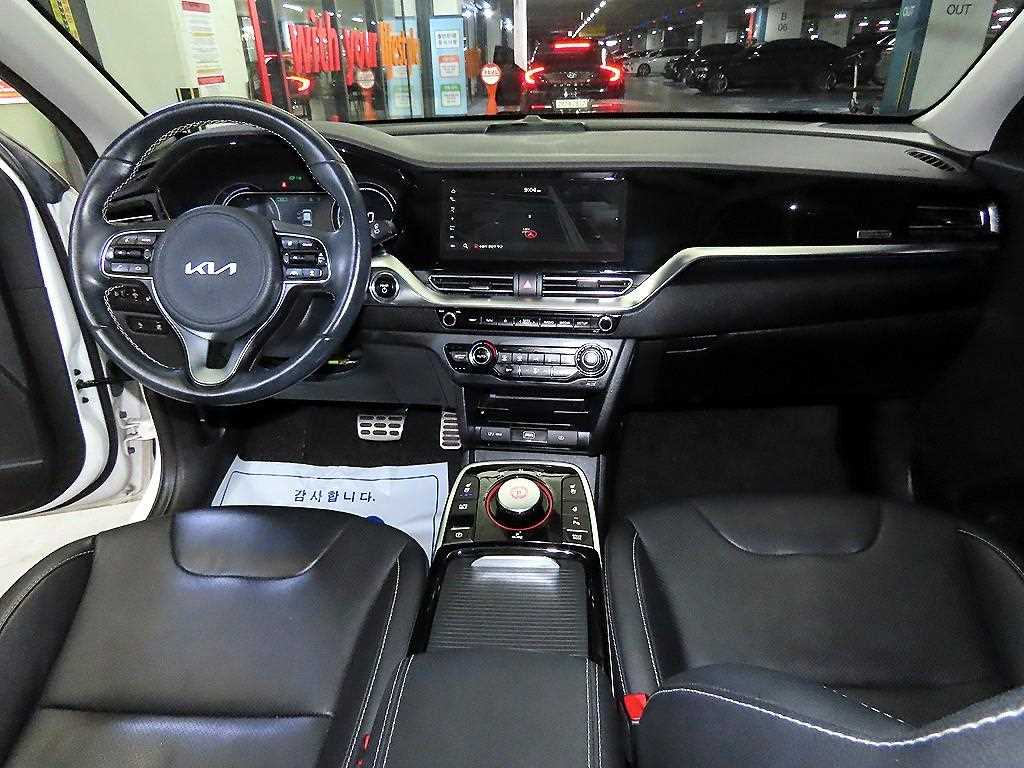KIA Niro - Vista 10