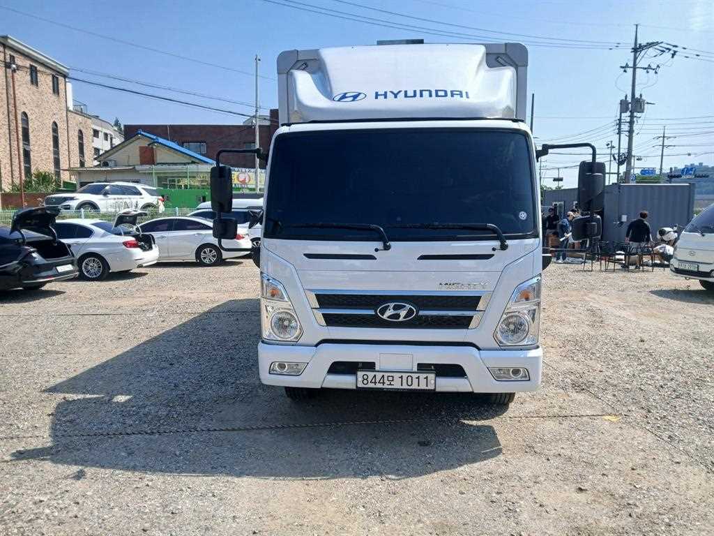 medium and large cargo truck - Vista 2