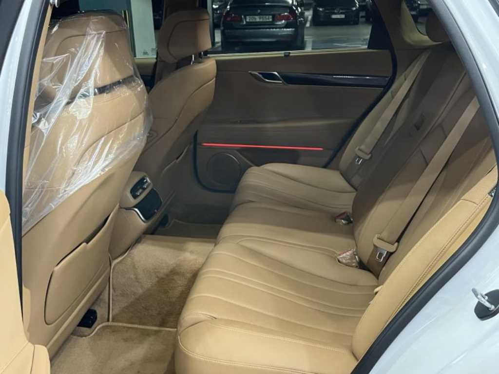 Genesis G80 - Vista 7