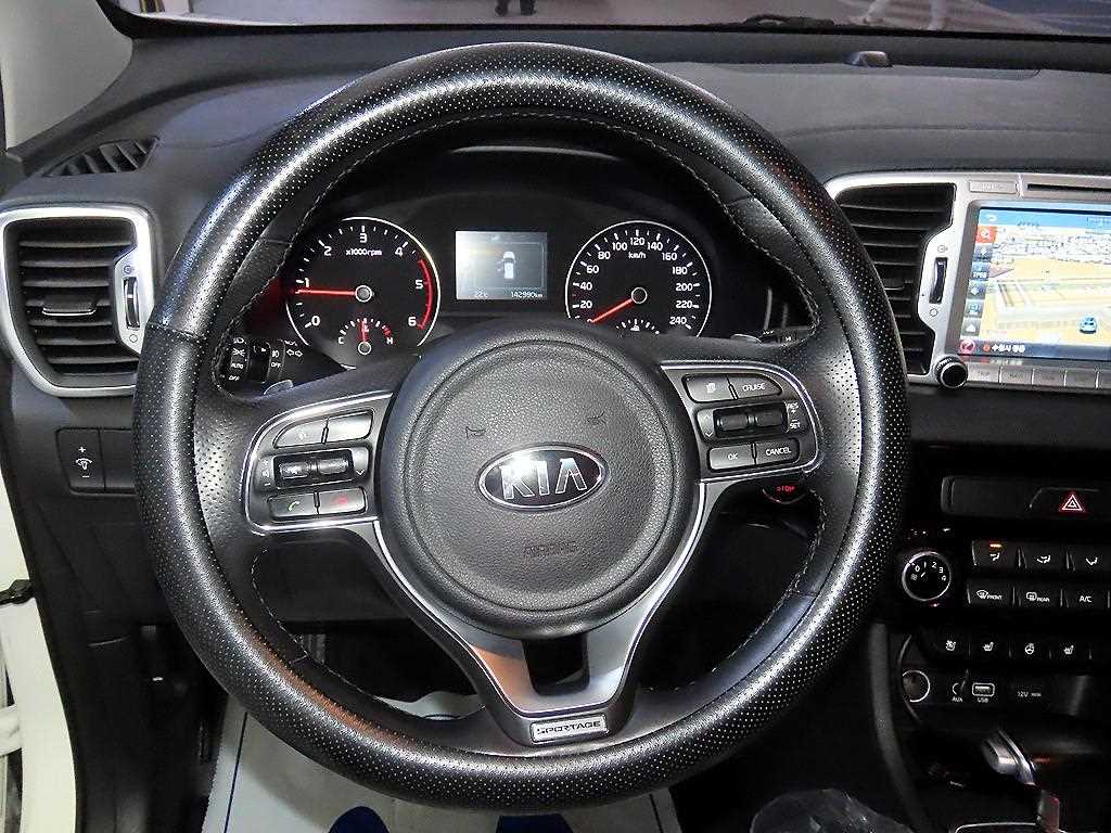 KIA Sportage - Vista 8
