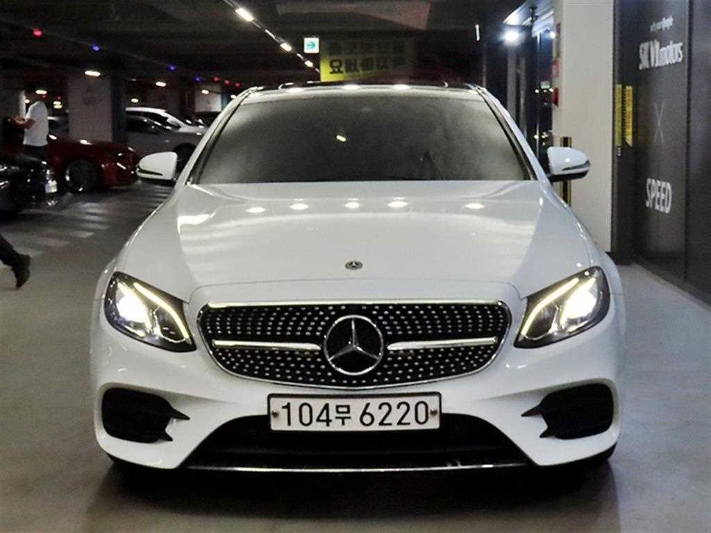 Mercedes Benz E class 2018 Blanco - Importación desde Corea - HF Imports Iquique - Foto 1