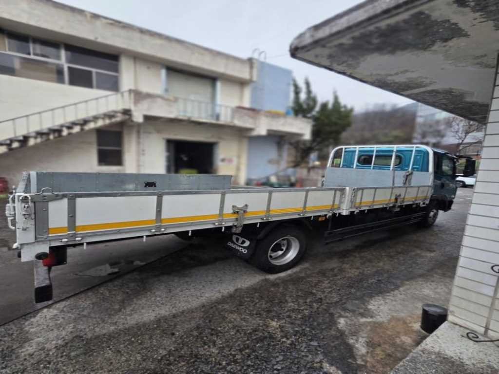 medium and large cargo Cargo - Vista 3