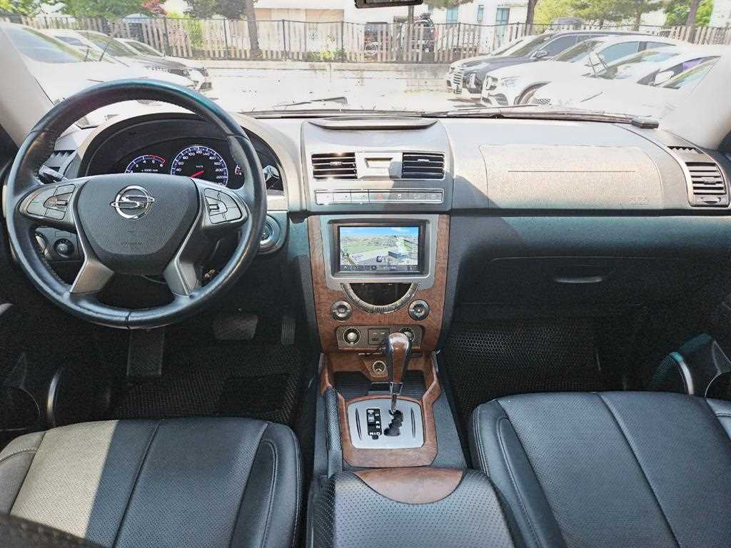 Ssangyong Rexton - Vista 7