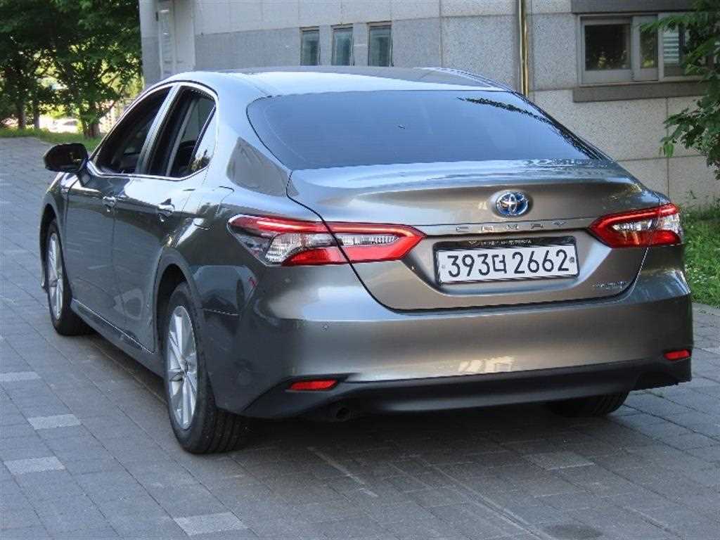 Toyota Camry - Vista 4