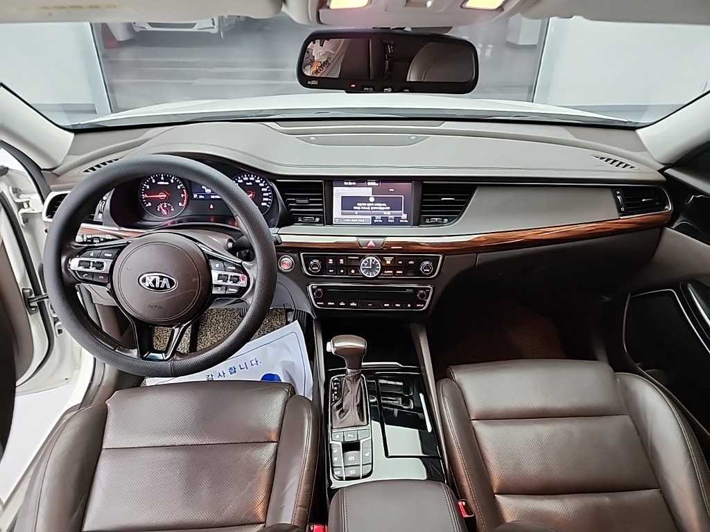 KIA K7 - Vista 7