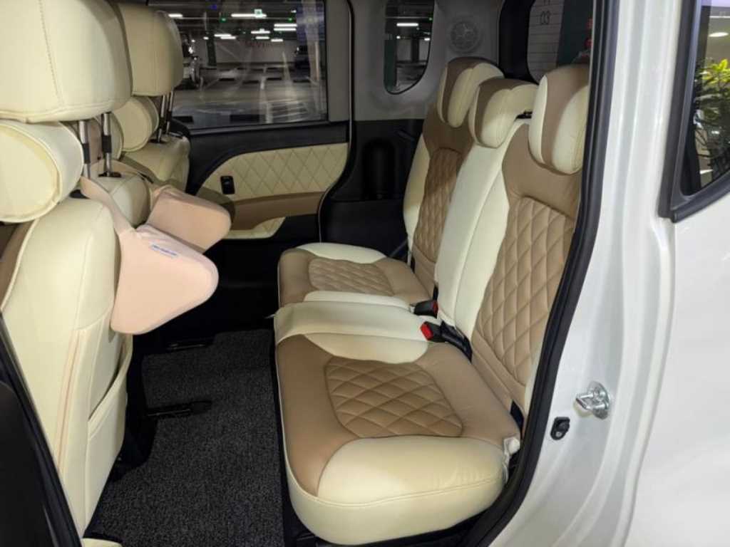 KIA Ray - Vista 8