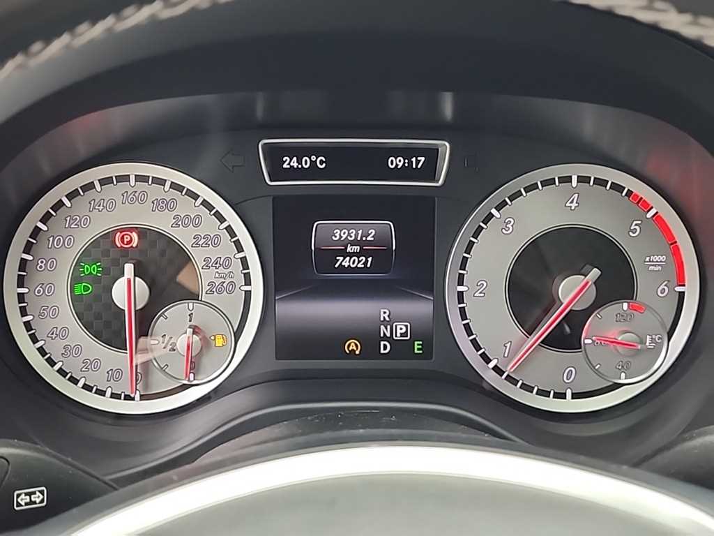 Mercedes Benz A Class - Vista 6