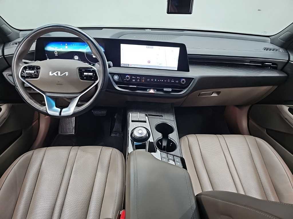 KIA K8 - Vista 7