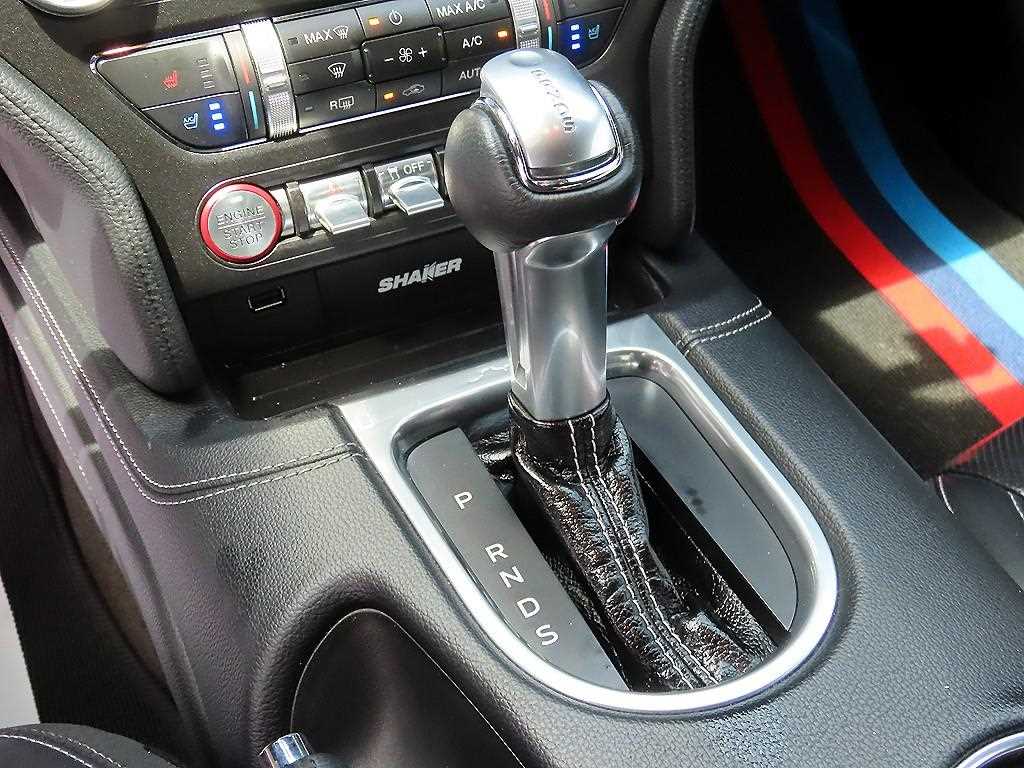 Ford Mustang - Vista 10