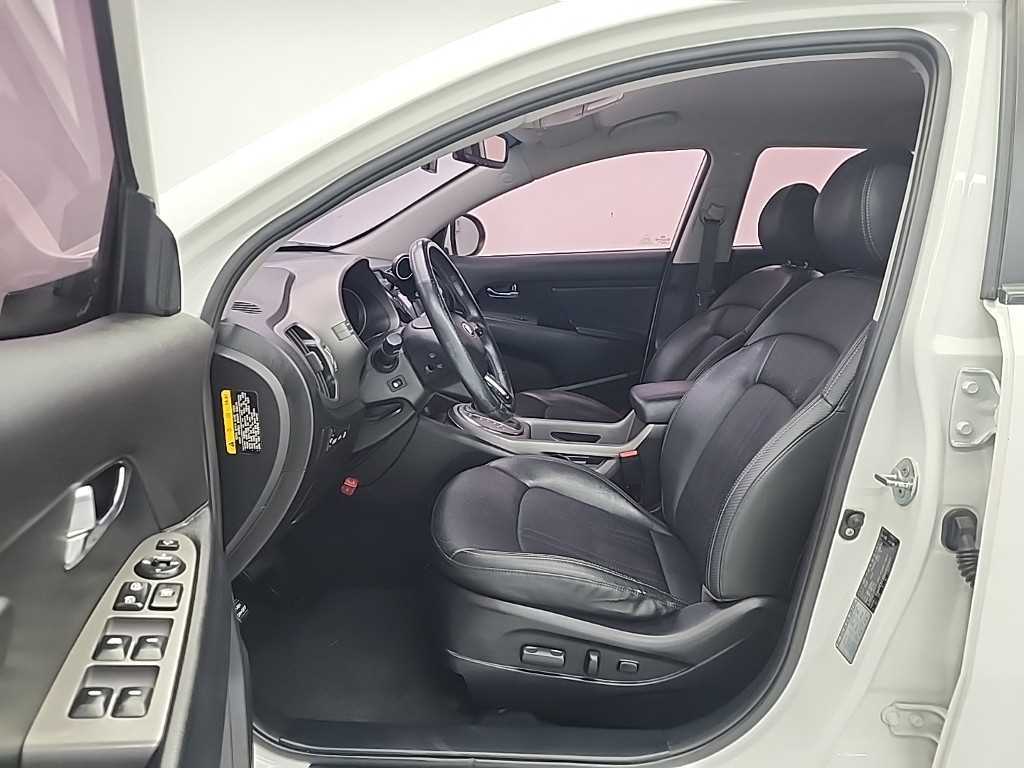 KIA Sportage - Vista 11